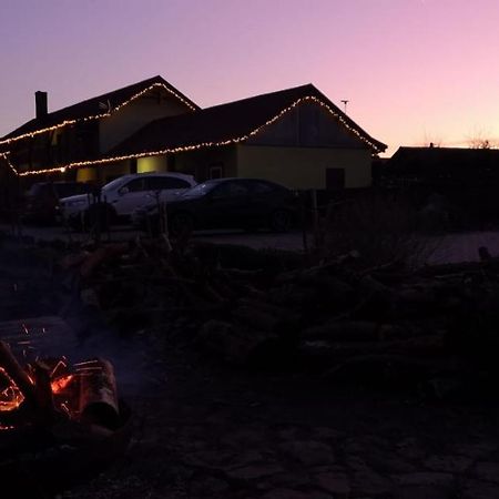 Bed and Breakfast Pod Kasztanem Svinoústí Exteriér fotografie