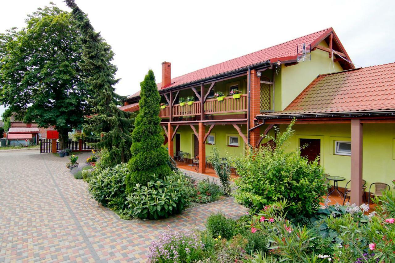 Bed and Breakfast Pod Kasztanem Svinoústí Exteriér fotografie